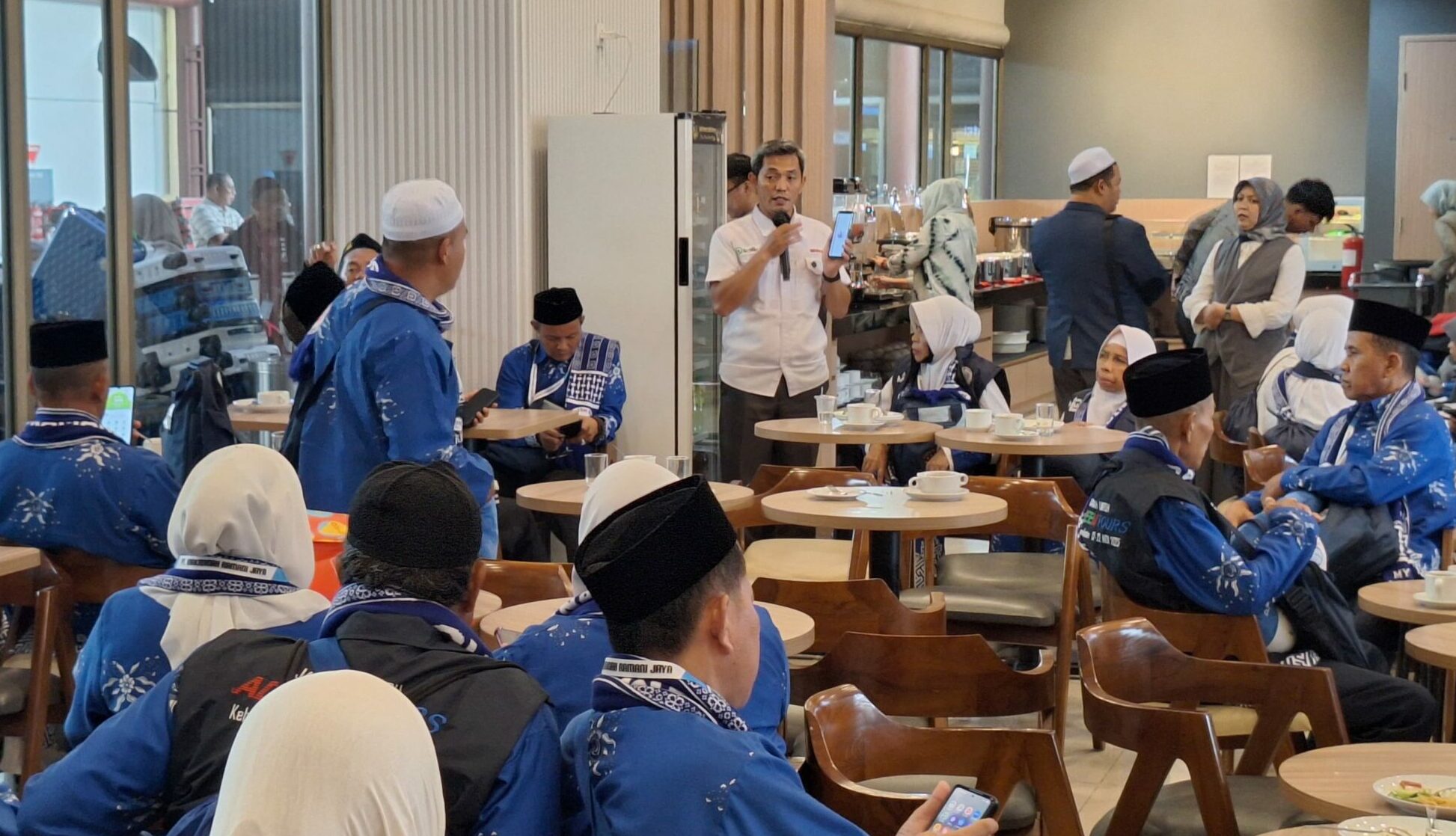 Ujicoba Aplikasi aise Adeem Travel Haji & Umroh